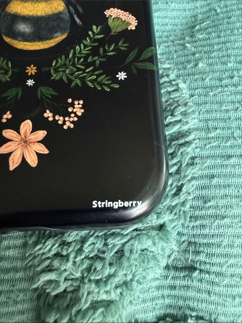 StringBerry Black Bee Floral iPhone 16 Pro Mag Safe Case